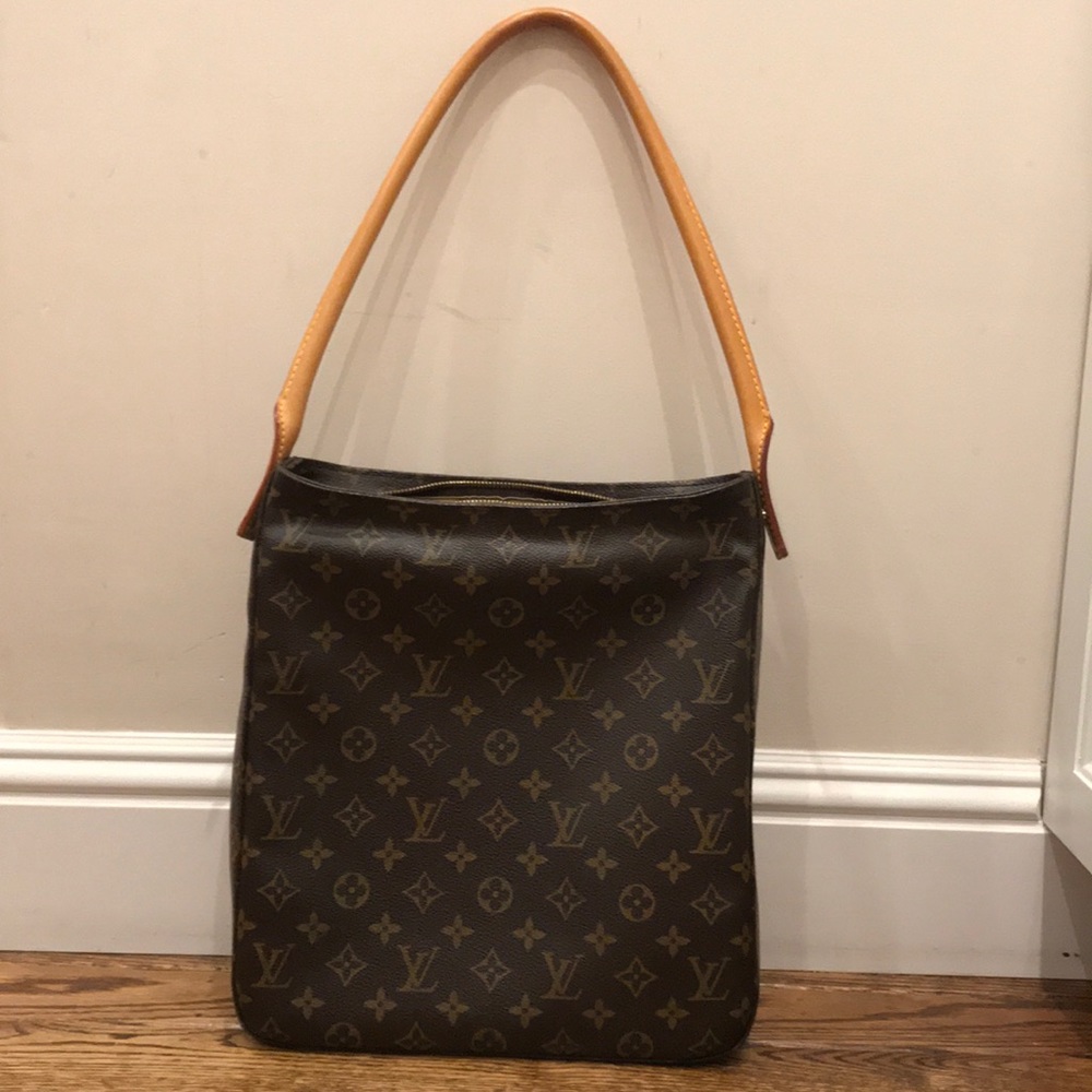 Louis Vuitton excellent condition shoulder bag